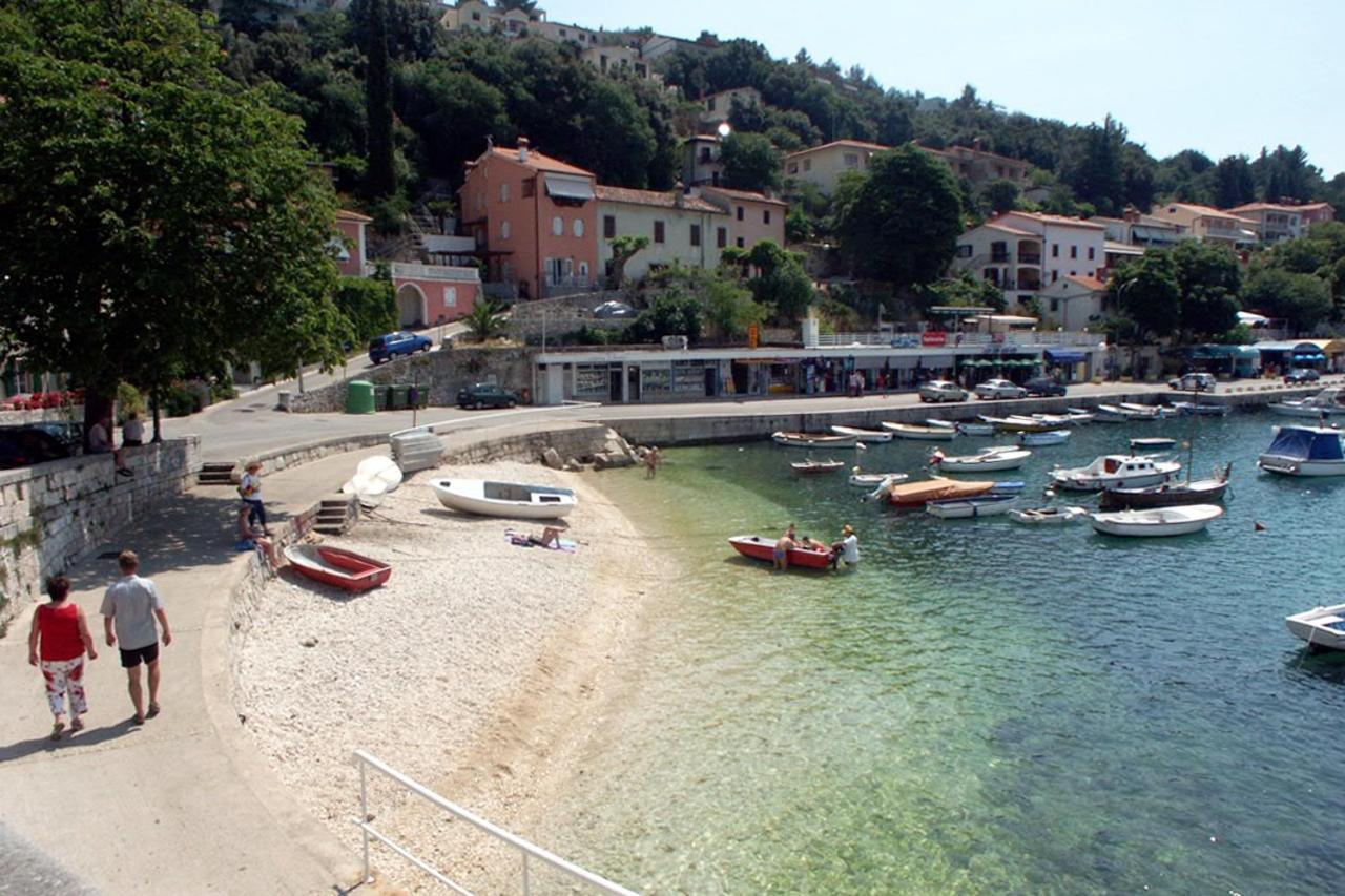 Apartments With A Parking Space Rabac, Labin - 7622 Dış mekan fotoğraf
