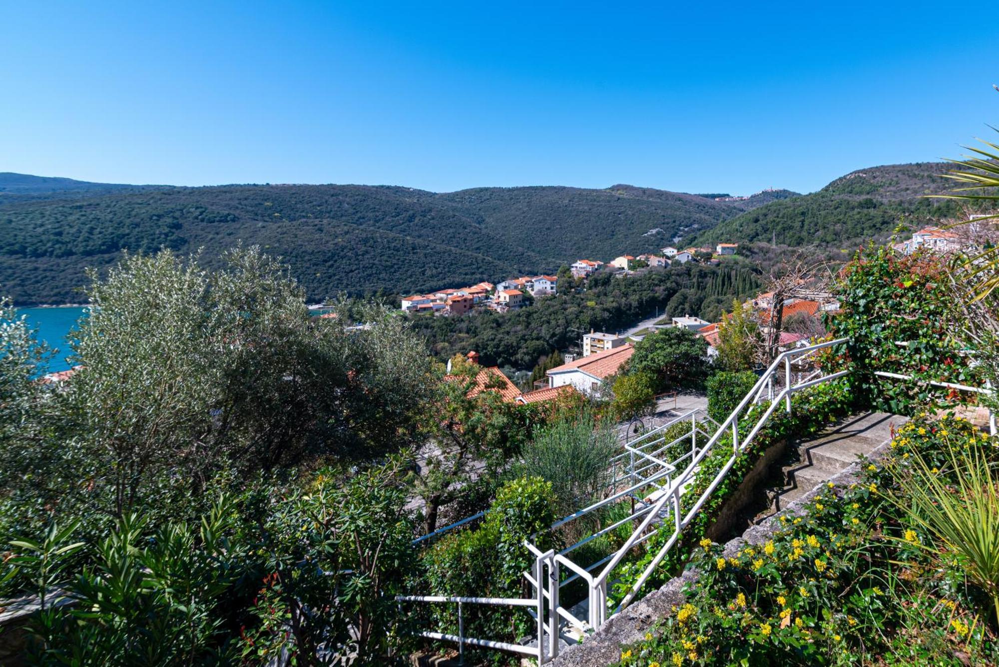 Apartments With A Parking Space Rabac, Labin - 7622 Dış mekan fotoğraf